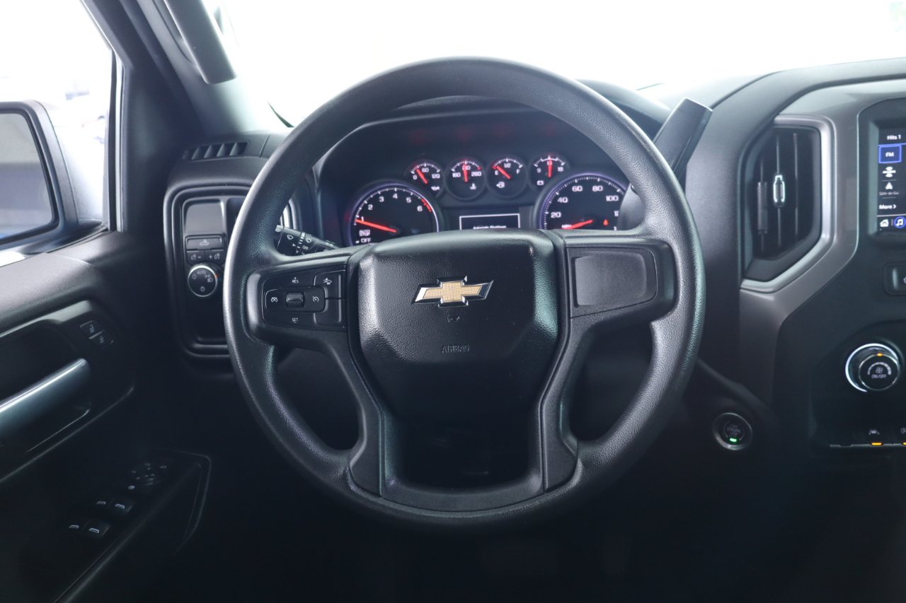 Chevrolet Silverado 1500 2WD Crew Cab 147" Custom 2022