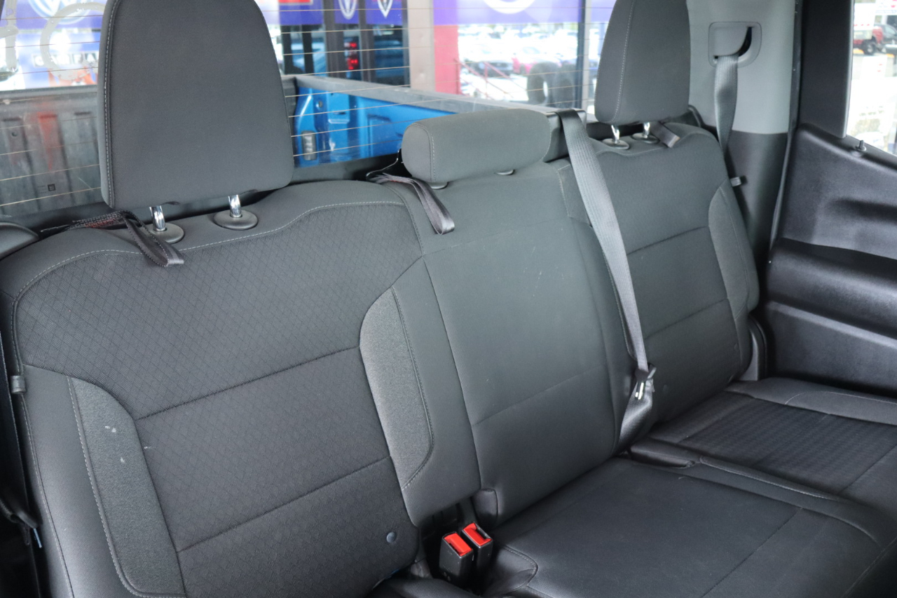 Chevrolet Silverado 1500 2WD Crew Cab 147" Custom 2022