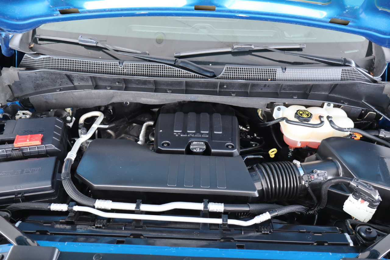 Chevrolet Silverado 1500 2WD Crew Cab 147" Custom 2022