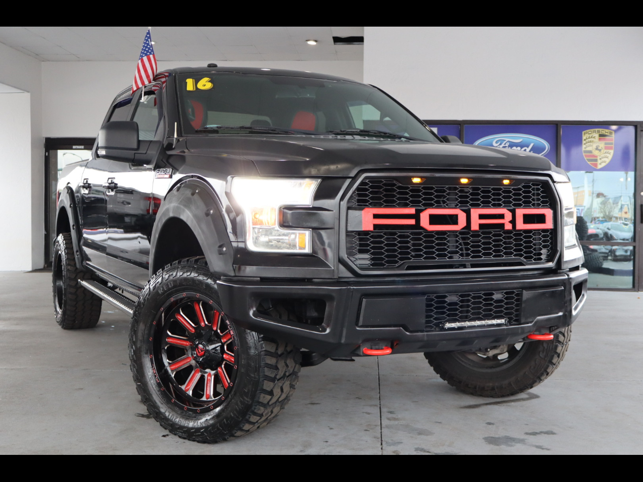 Ford F-150 4WD SuperCrew 145" XLT 2016