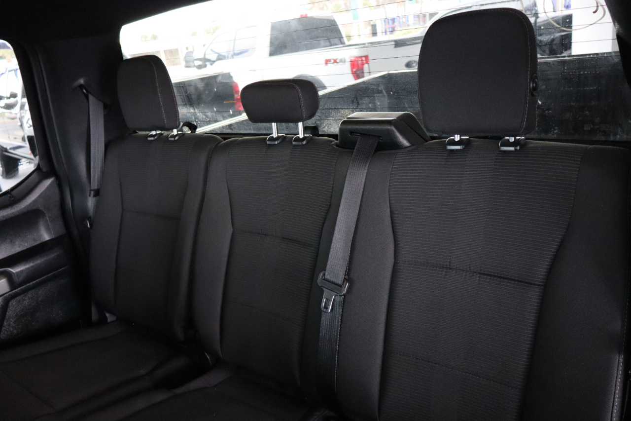 Ford F-150 4WD SuperCrew 145" XLT 2016