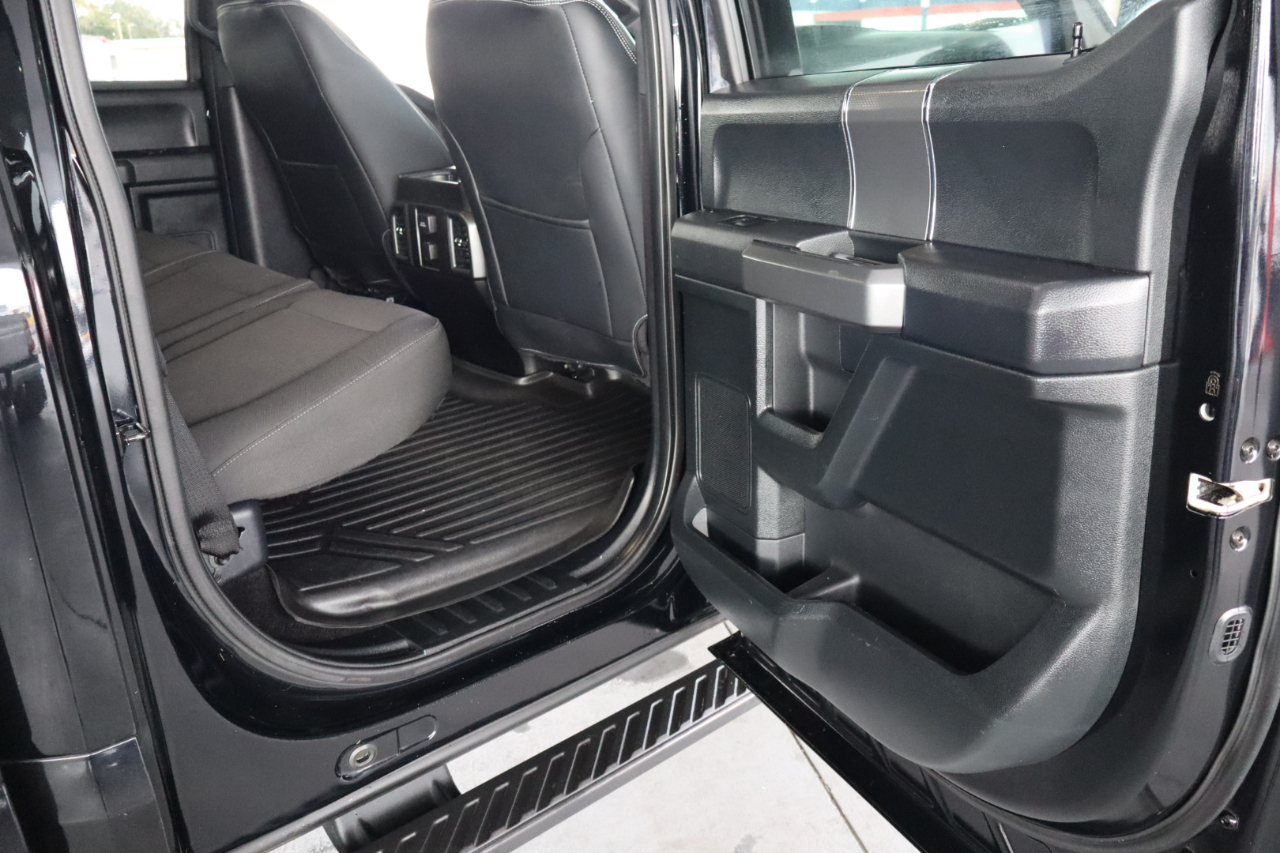 Ford F-150 4WD SuperCrew 145" XLT 2016