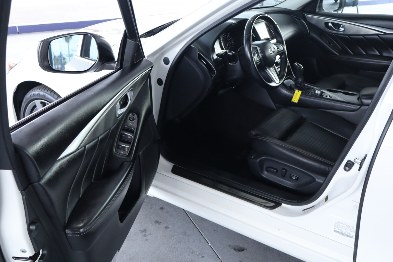 Infiniti Q50 3.0t Signature Edition RWD 2019