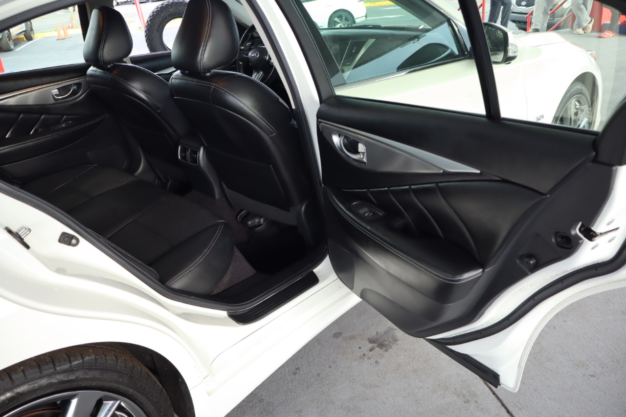 Infiniti Q50 3.0t Signature Edition RWD 2019