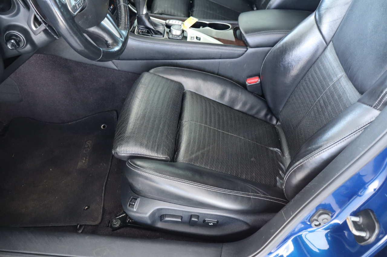 Infiniti Q50 RED SPORT 400 RWD 2017