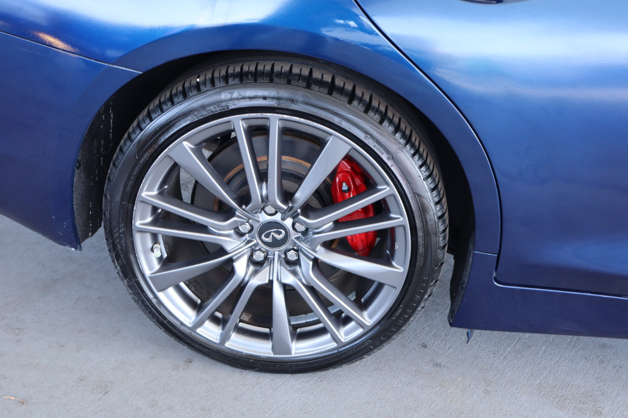 Infiniti Q50 RED SPORT 400 RWD 2017