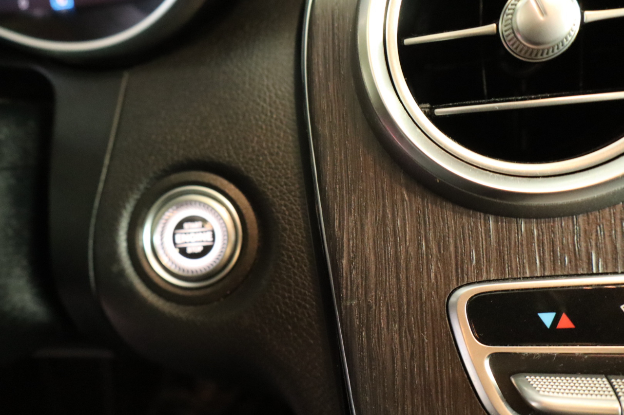 Mercedes-Benz C-Class C 300 4MATIC Sedan 2019