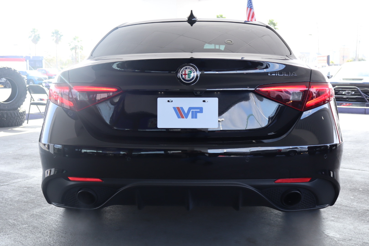 Alfa Romeo Giulia Ti Sport RWD 2020