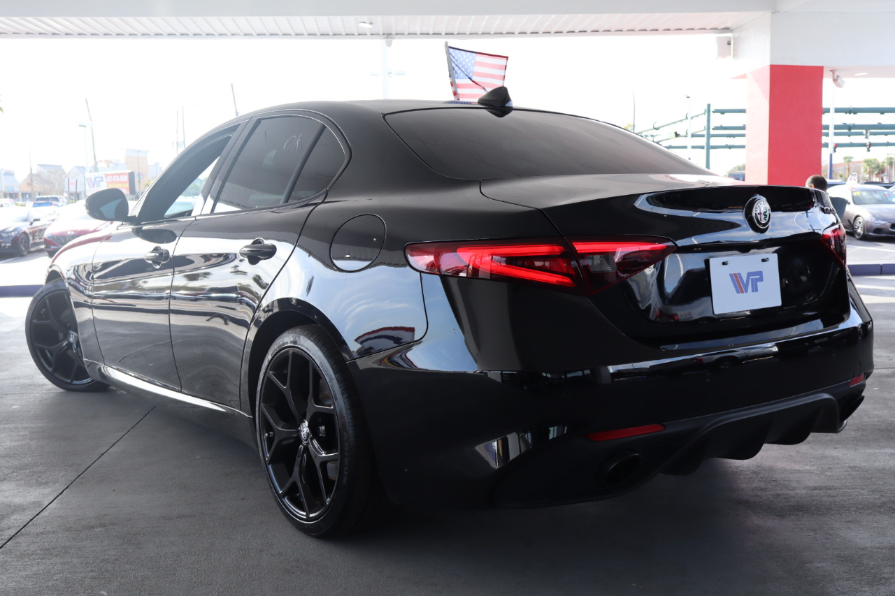 Alfa Romeo Giulia Ti Sport RWD 2020