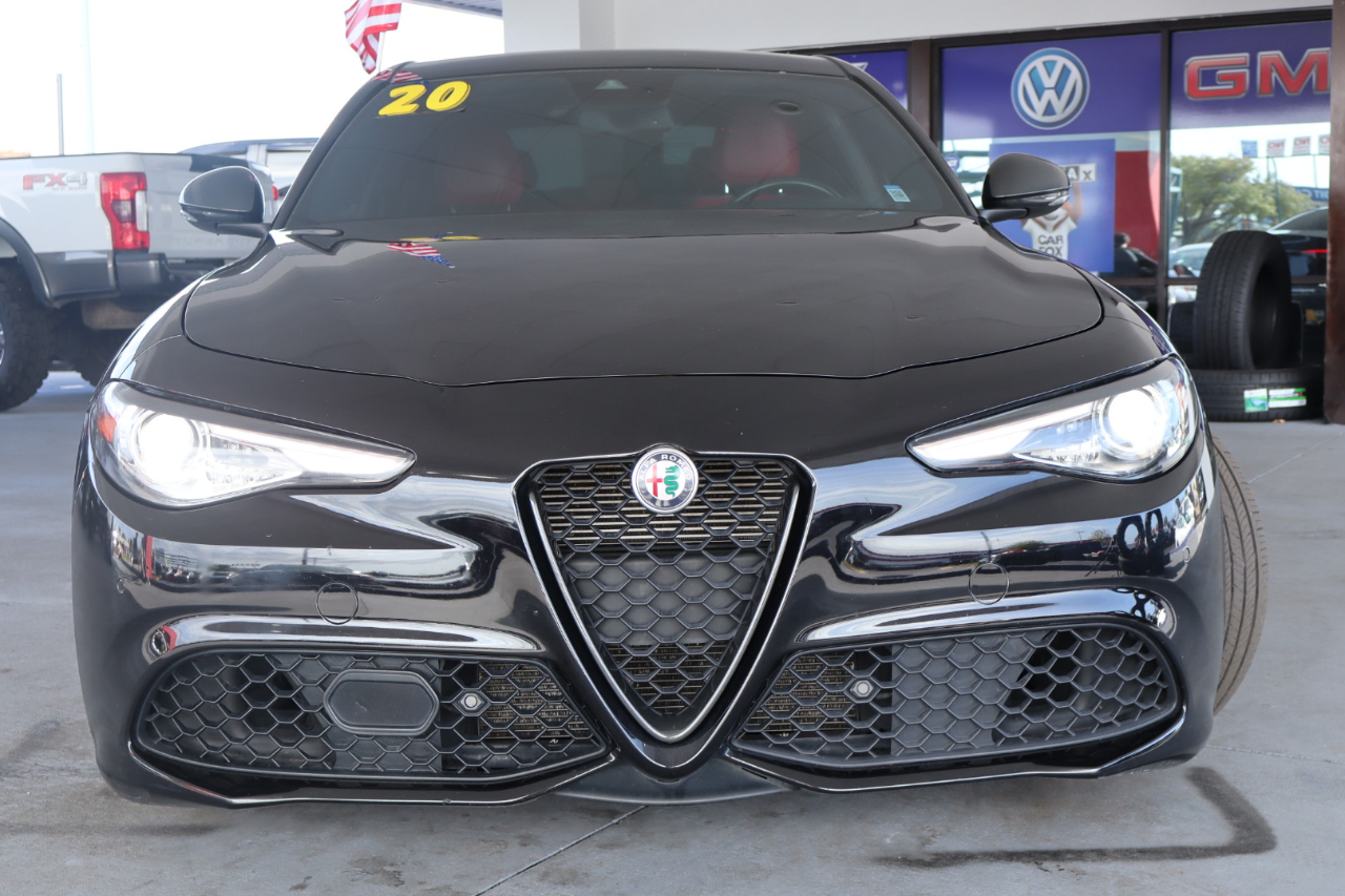 Alfa Romeo Giulia Ti Sport RWD 2020