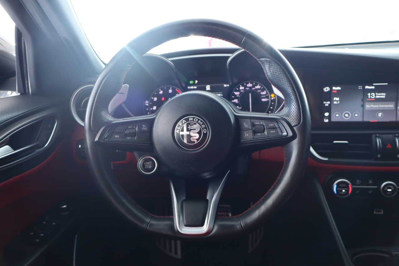 Alfa Romeo Giulia Ti Sport RWD 2020