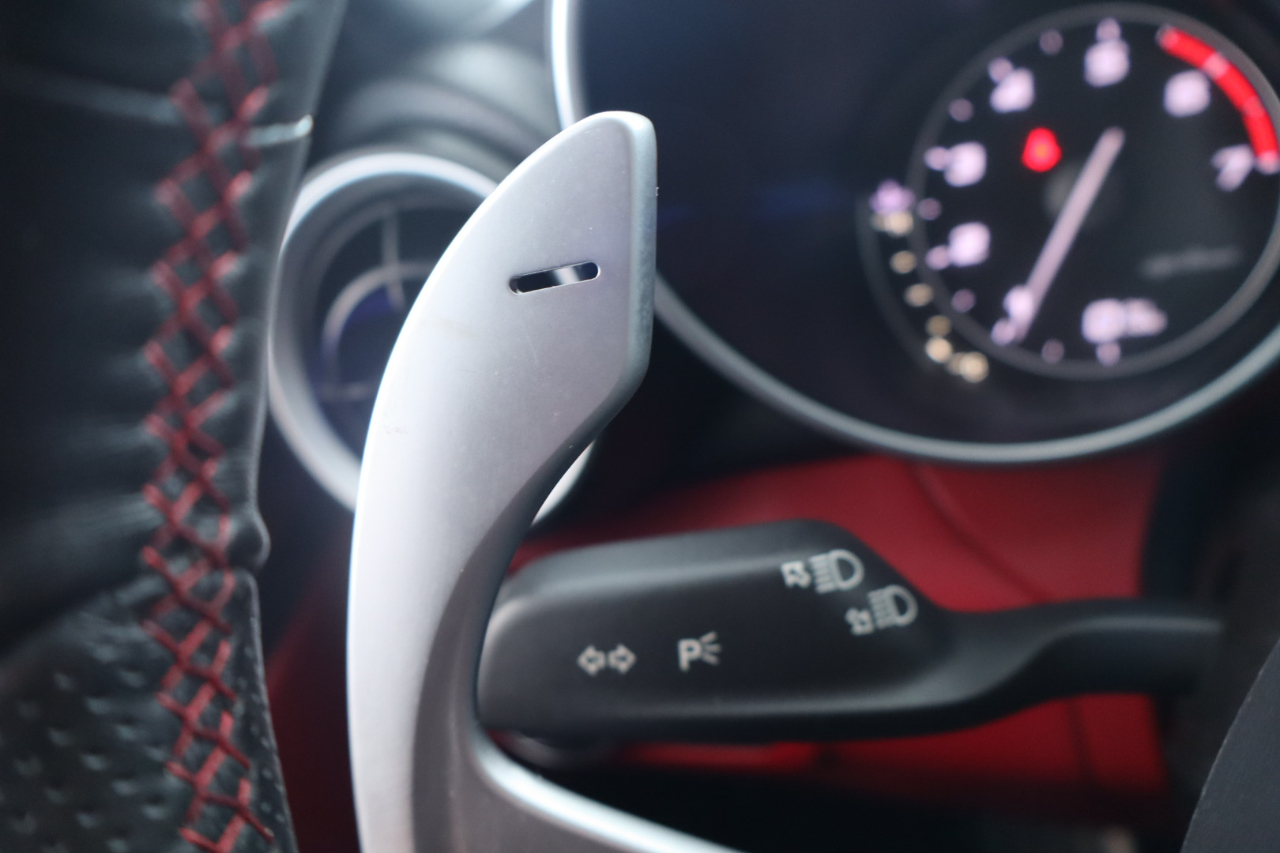 Alfa Romeo Giulia Ti Sport RWD 2020