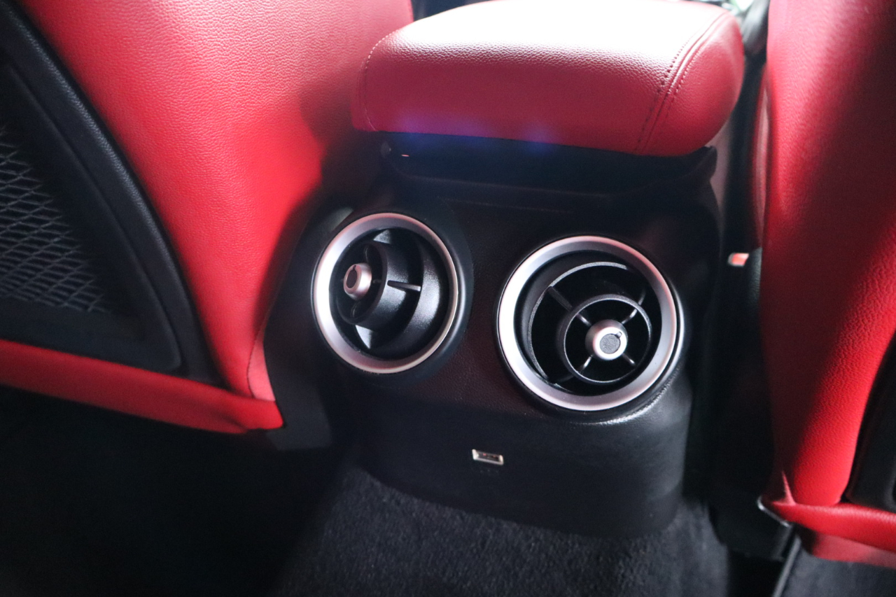 Alfa Romeo Giulia Ti Sport RWD 2020