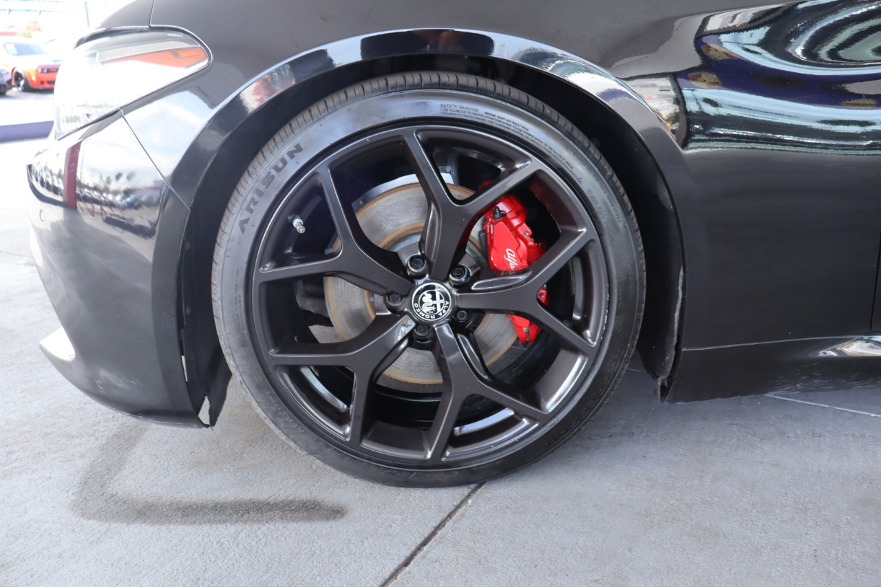 Alfa Romeo Giulia Ti Sport RWD 2020