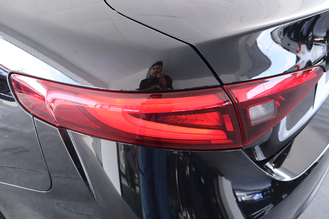 Alfa Romeo Giulia Ti Sport RWD 2020