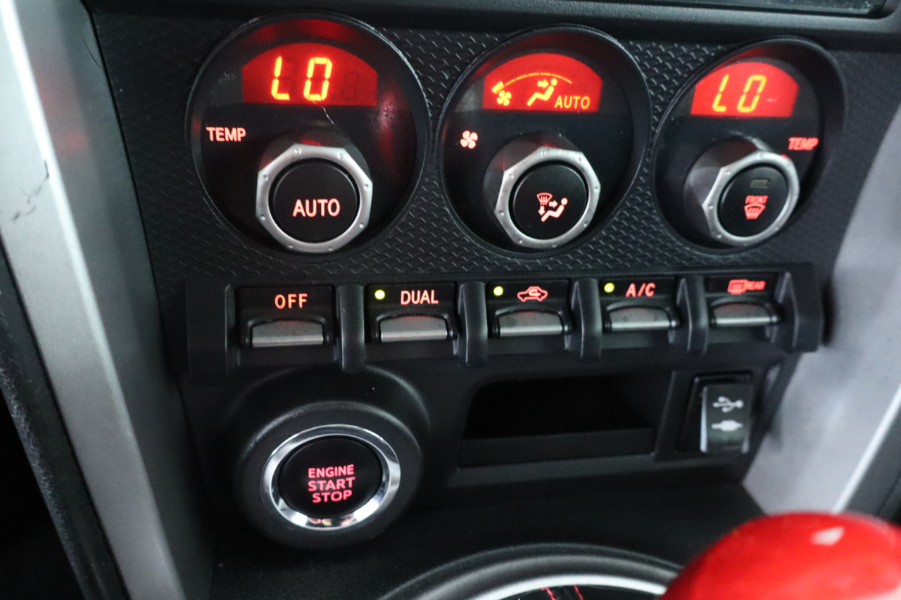 Subaru BRZ 2dr Cpe Man Limited 2014