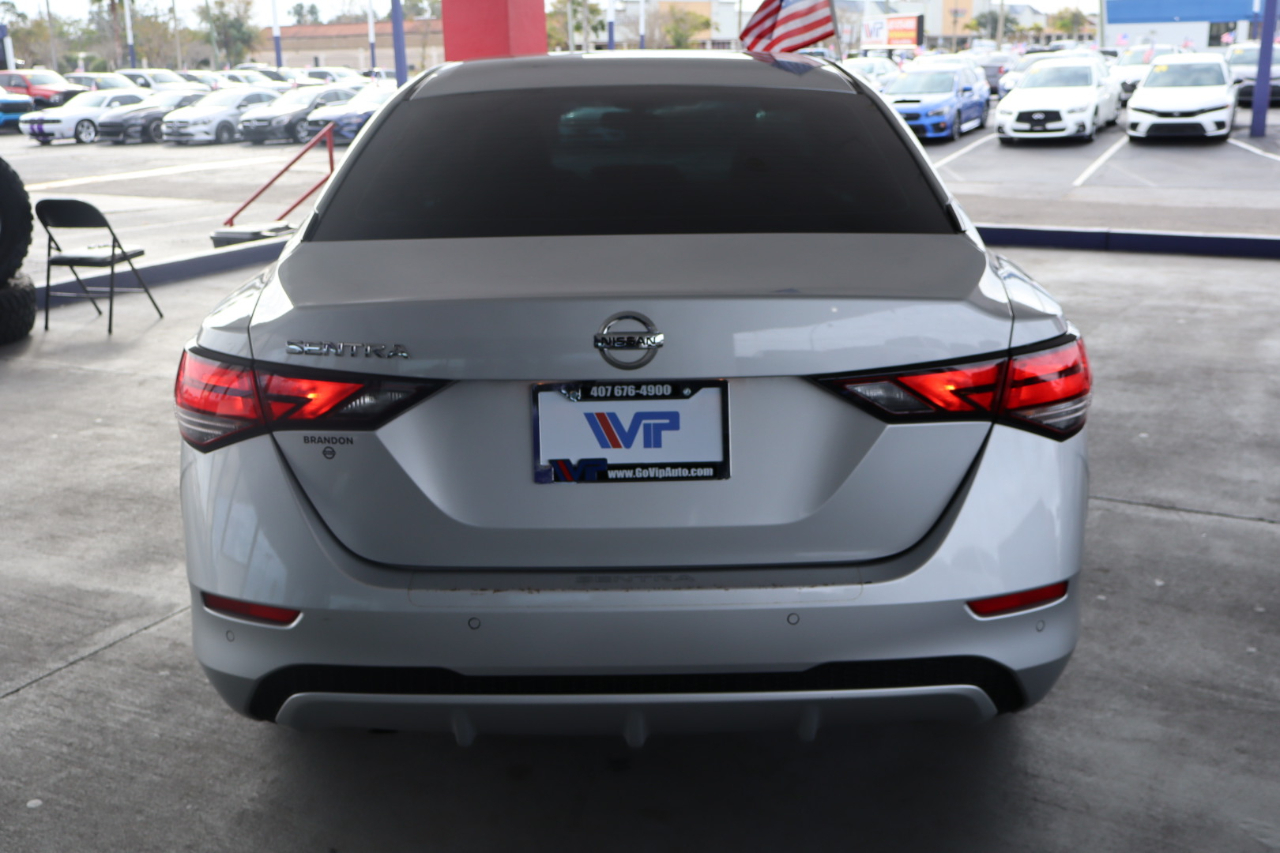 Nissan Sentra S CVT 2021