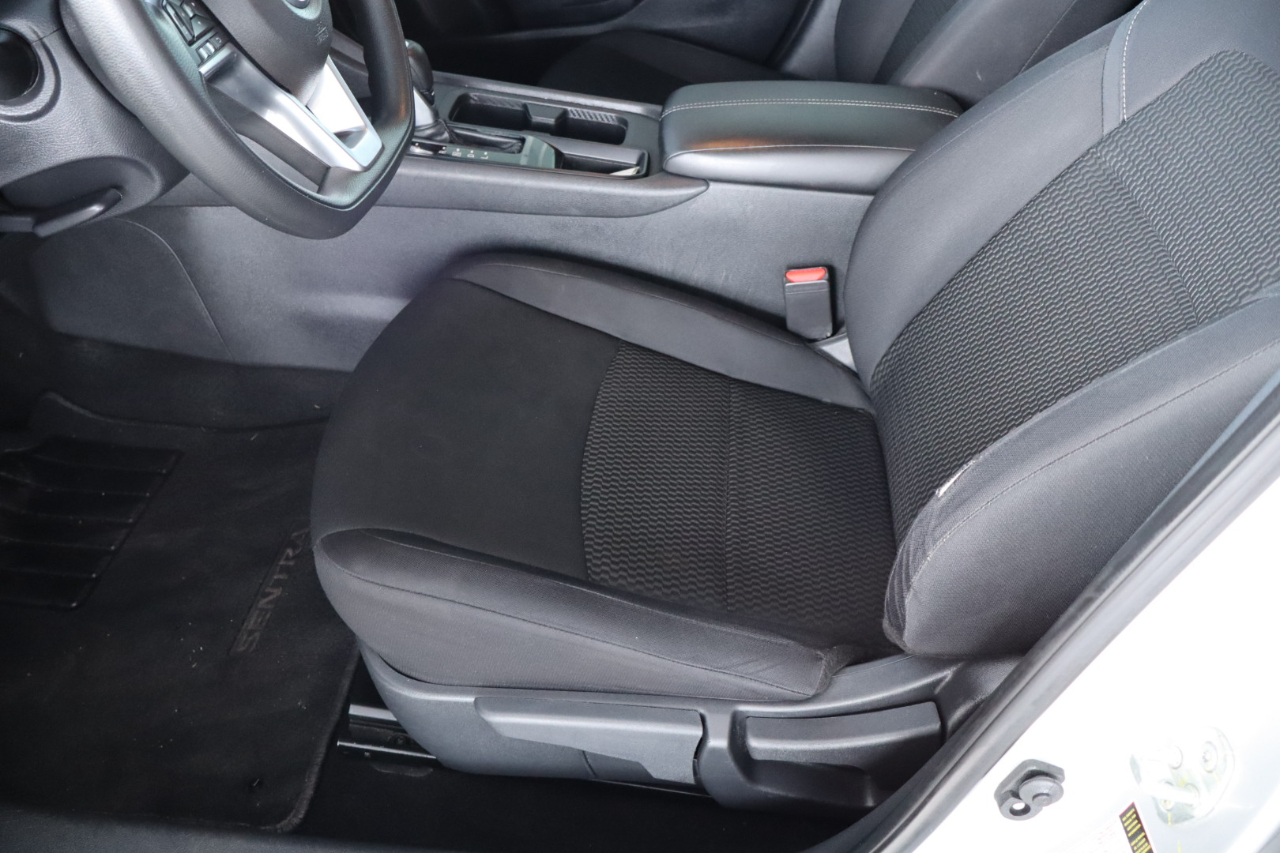 Nissan Sentra S CVT 2021