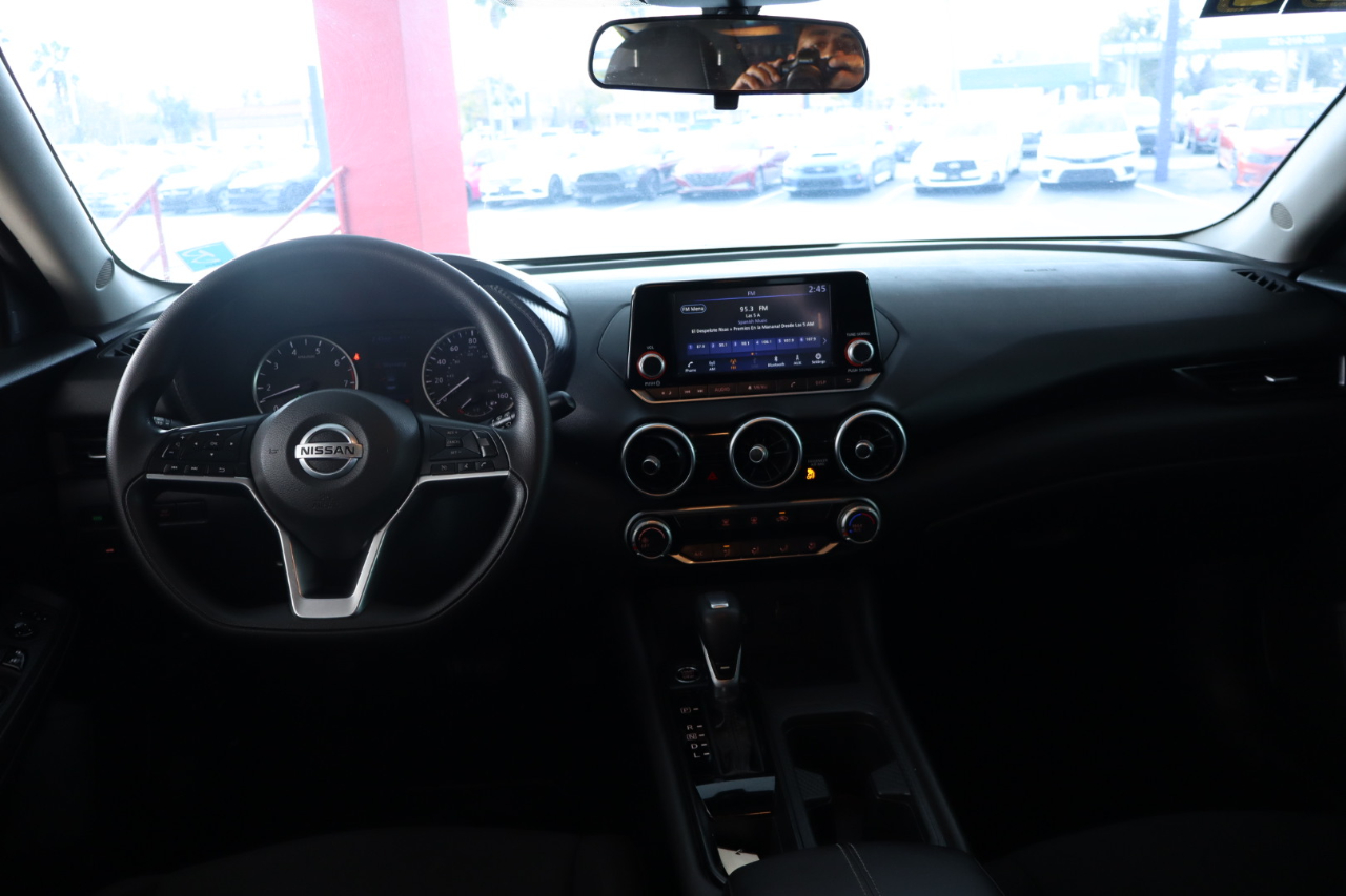 Nissan Sentra S CVT 2021