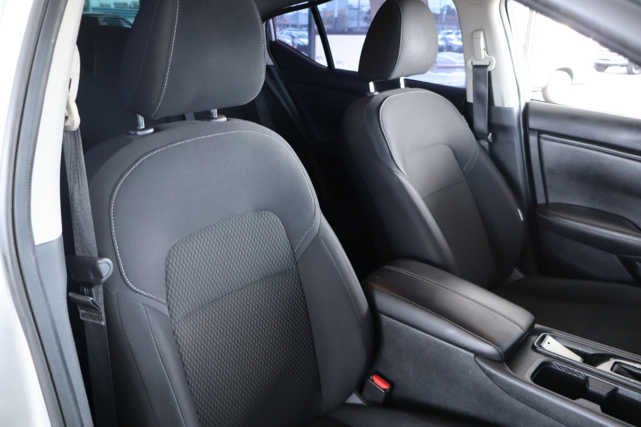 Nissan Sentra S CVT 2021