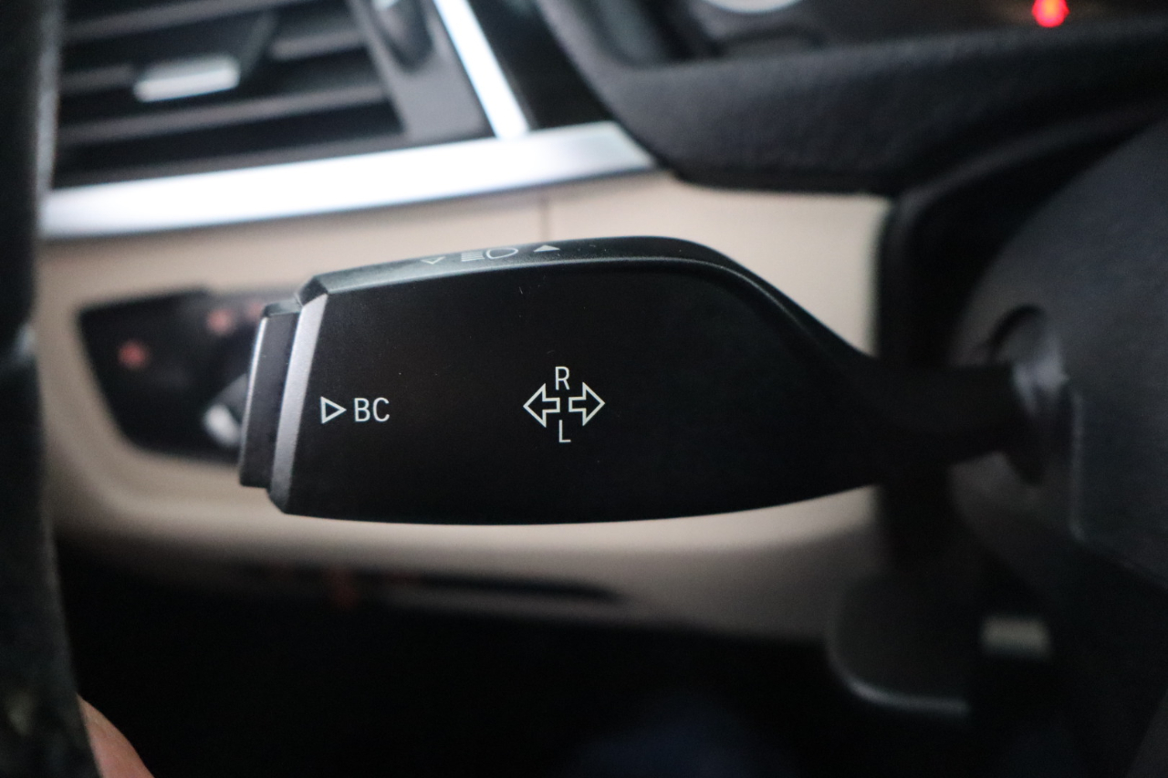 BMW 3 Series 330e iPerformance Plug-In Hybrid 2018