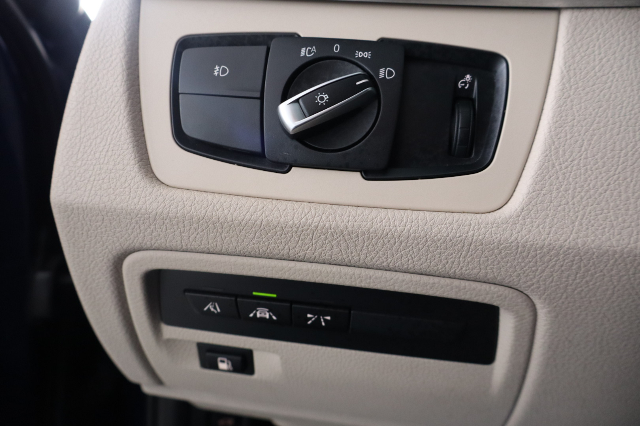 BMW 3 Series 330e iPerformance Plug-In Hybrid 2018