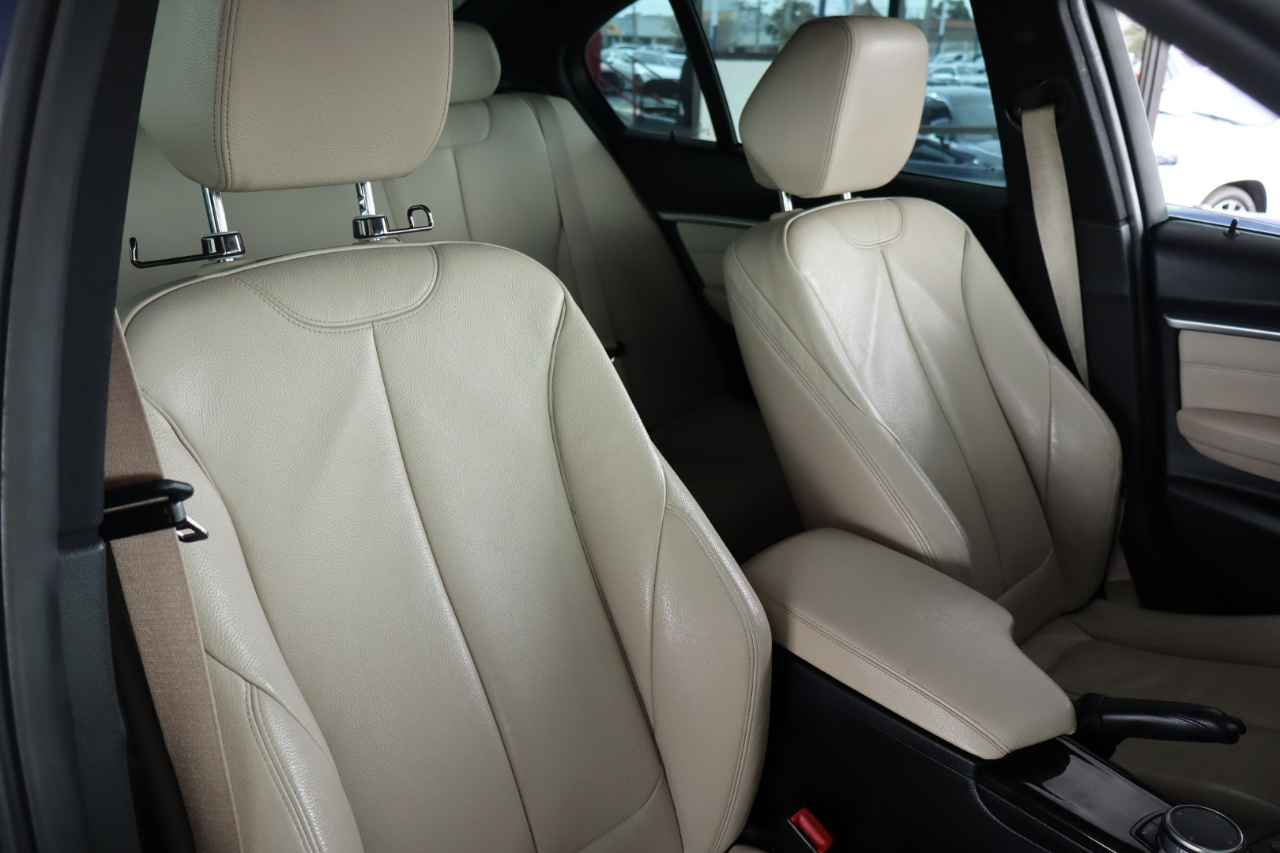 BMW 3 Series 330e iPerformance Plug-In Hybrid 2018