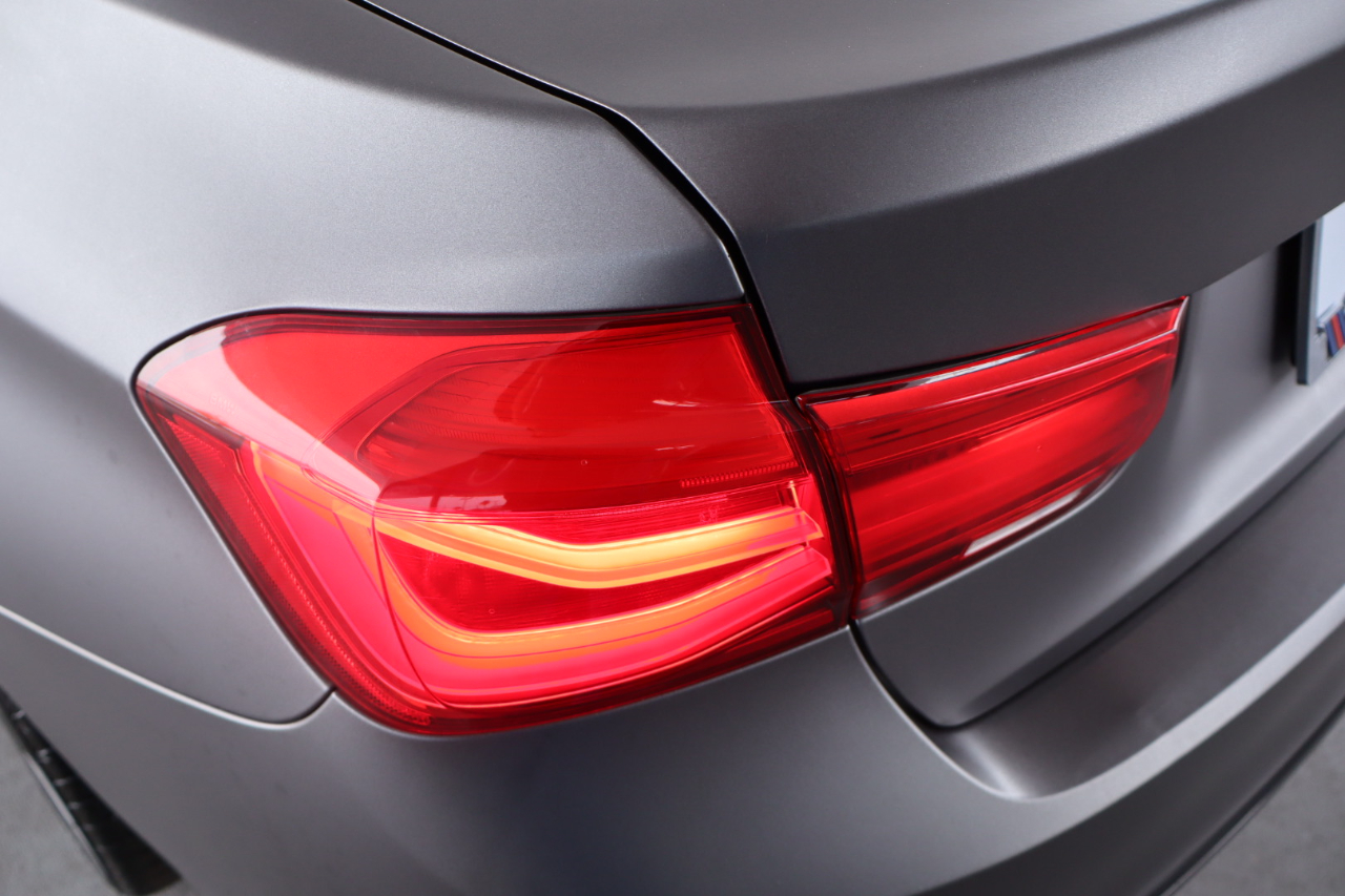 BMW 3 Series 330e iPerformance Plug-In Hybrid 2018