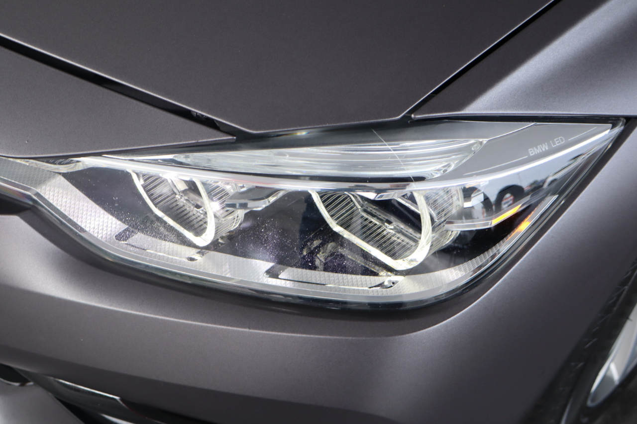 BMW 3 Series 330e iPerformance Plug-In Hybrid 2018