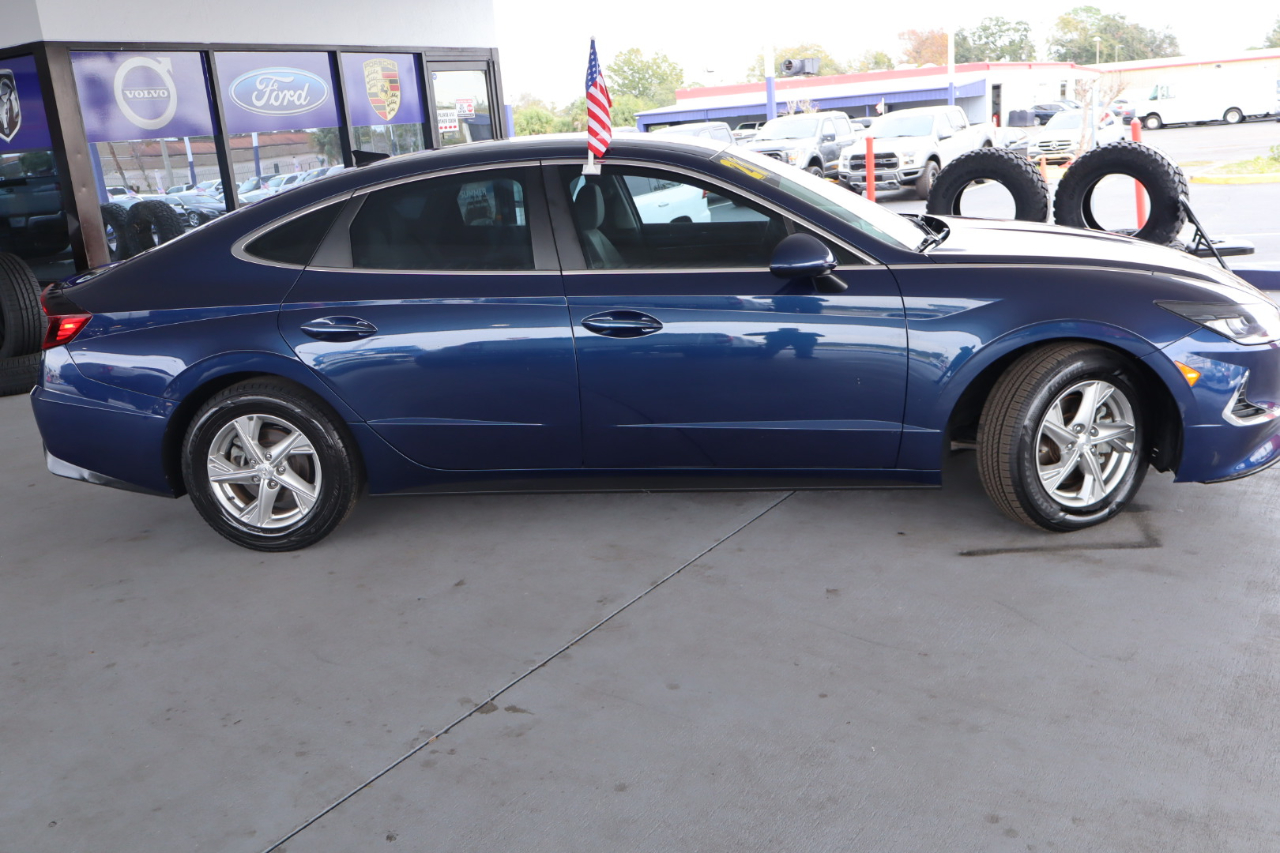 Hyundai Sonata SE 2.5L 2021