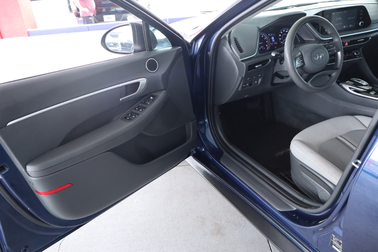 Hyundai Sonata SE 2.5L 2021