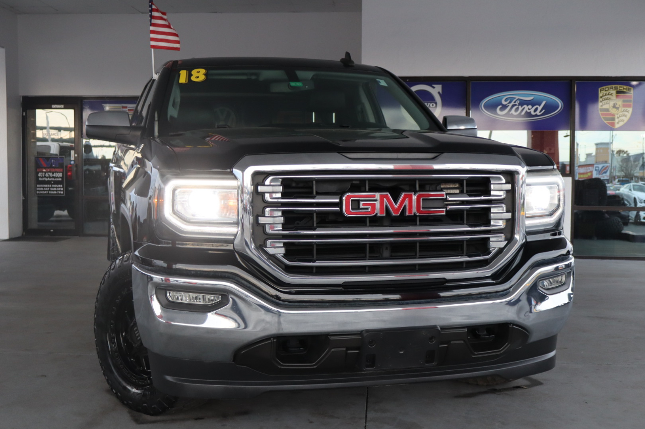 GMC Sierra 1500 4WD Crew Cab 143.5" SLT 2018