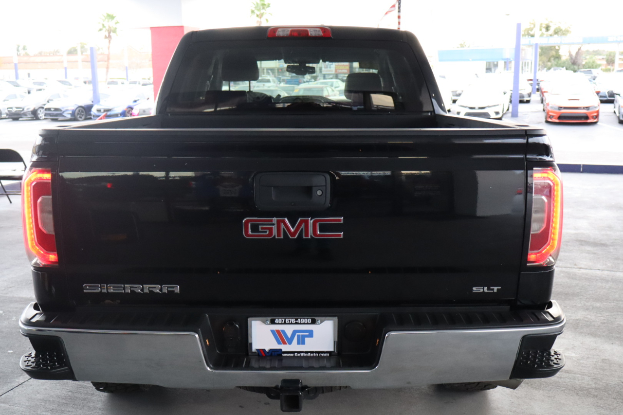 GMC Sierra 1500 4WD Crew Cab 143.5" SLT 2018
