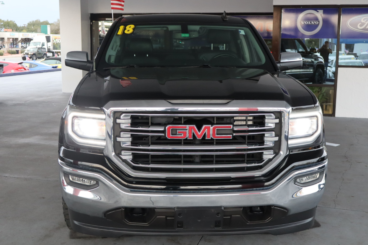 GMC Sierra 1500 4WD Crew Cab 143.5" SLT 2018