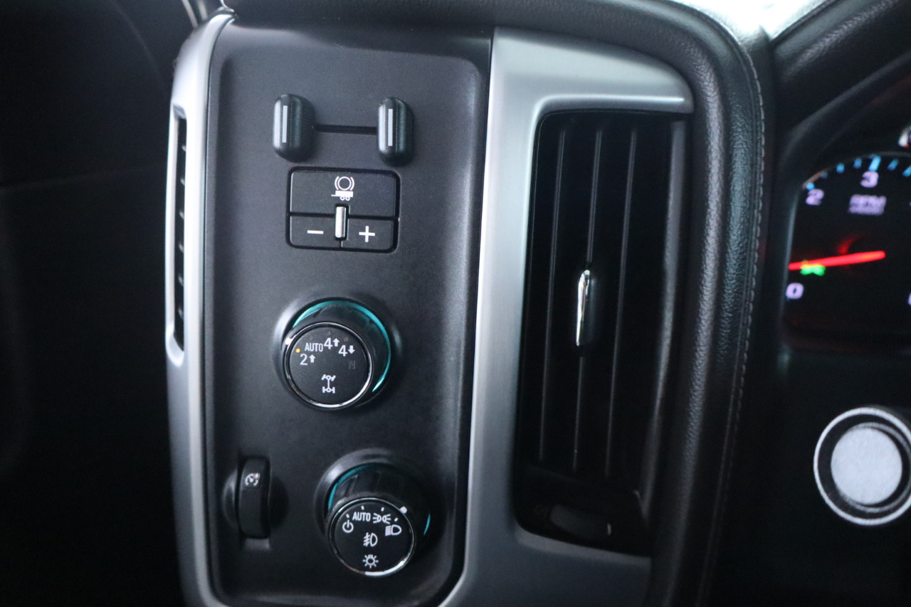 GMC Sierra 1500 4WD Crew Cab 143.5" SLT 2018