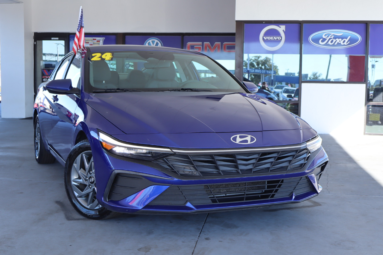 Hyundai Elantra SEL IVT 2024