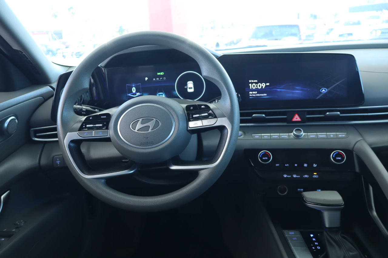 Hyundai Elantra SEL IVT 2024