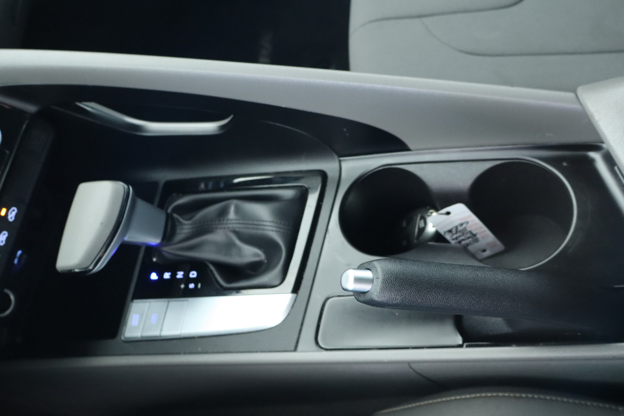 Hyundai Elantra SEL IVT 2024