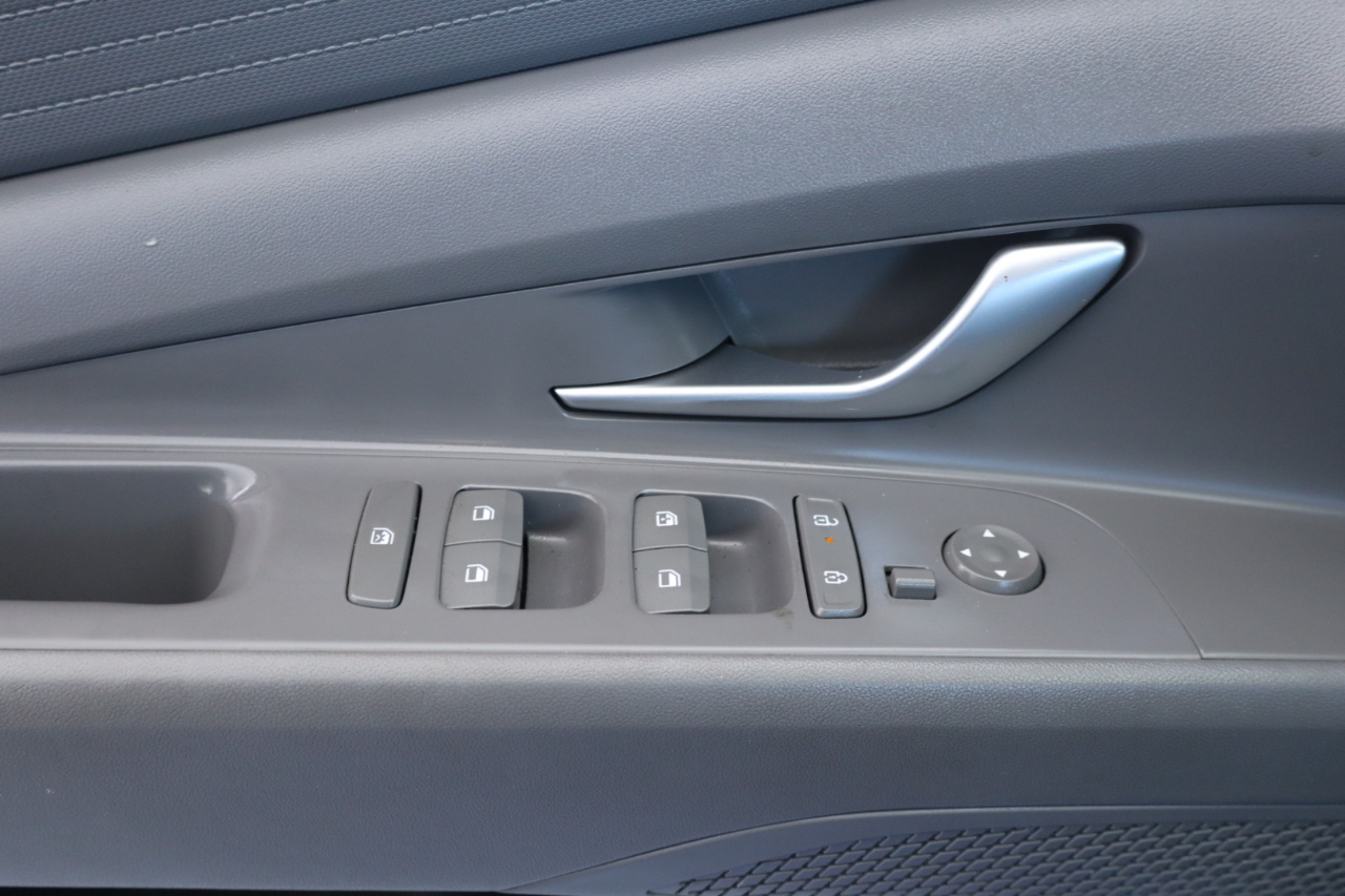 Hyundai Elantra SEL IVT 2024