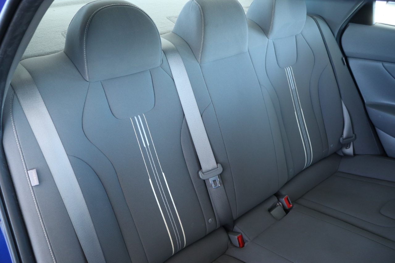 Hyundai Elantra SEL IVT 2024