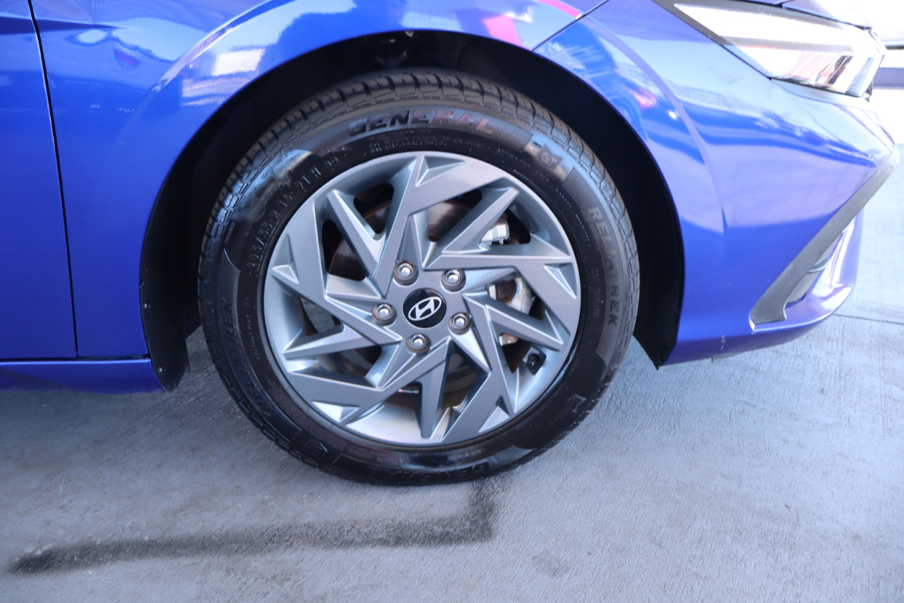 Hyundai Elantra SEL IVT 2024