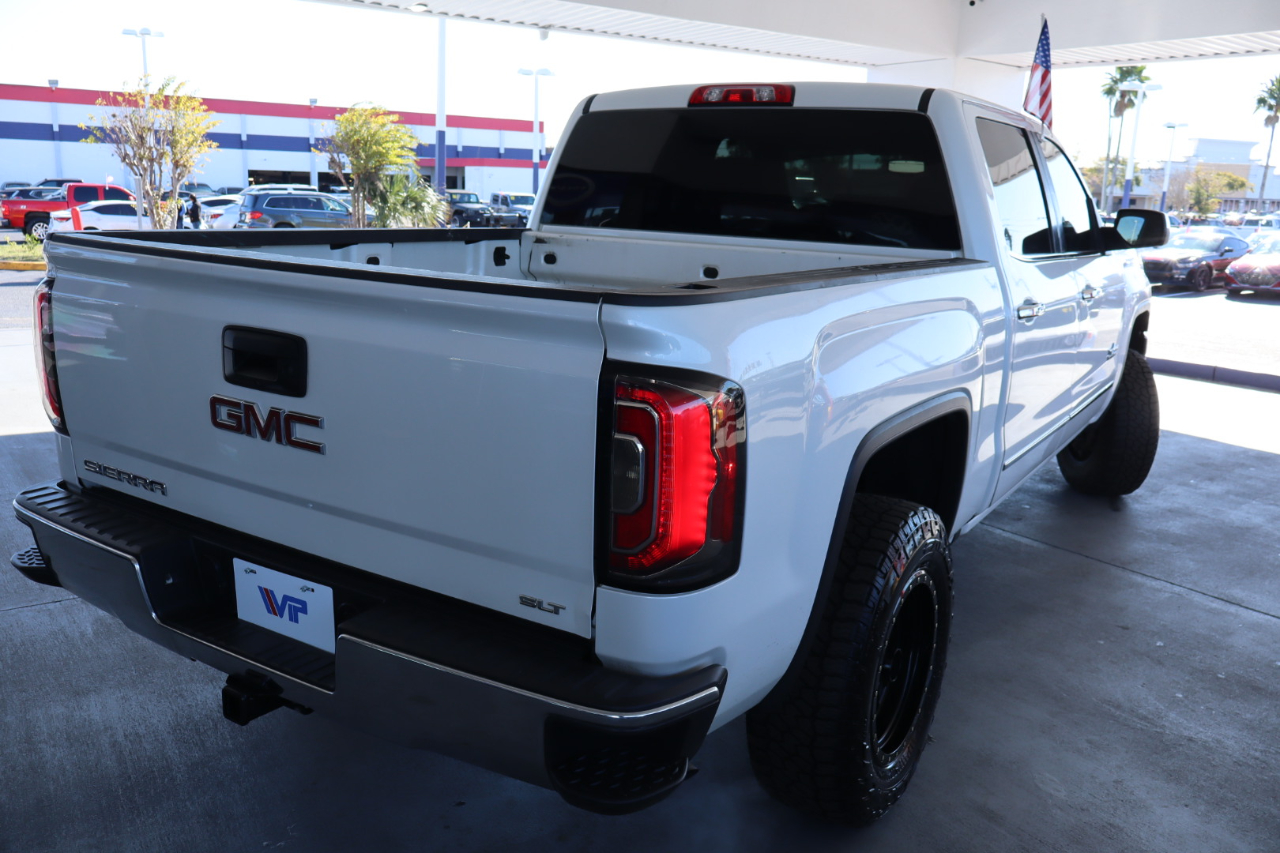GMC Sierra 1500 2WD Crew Cab 143.5" SLT 2018