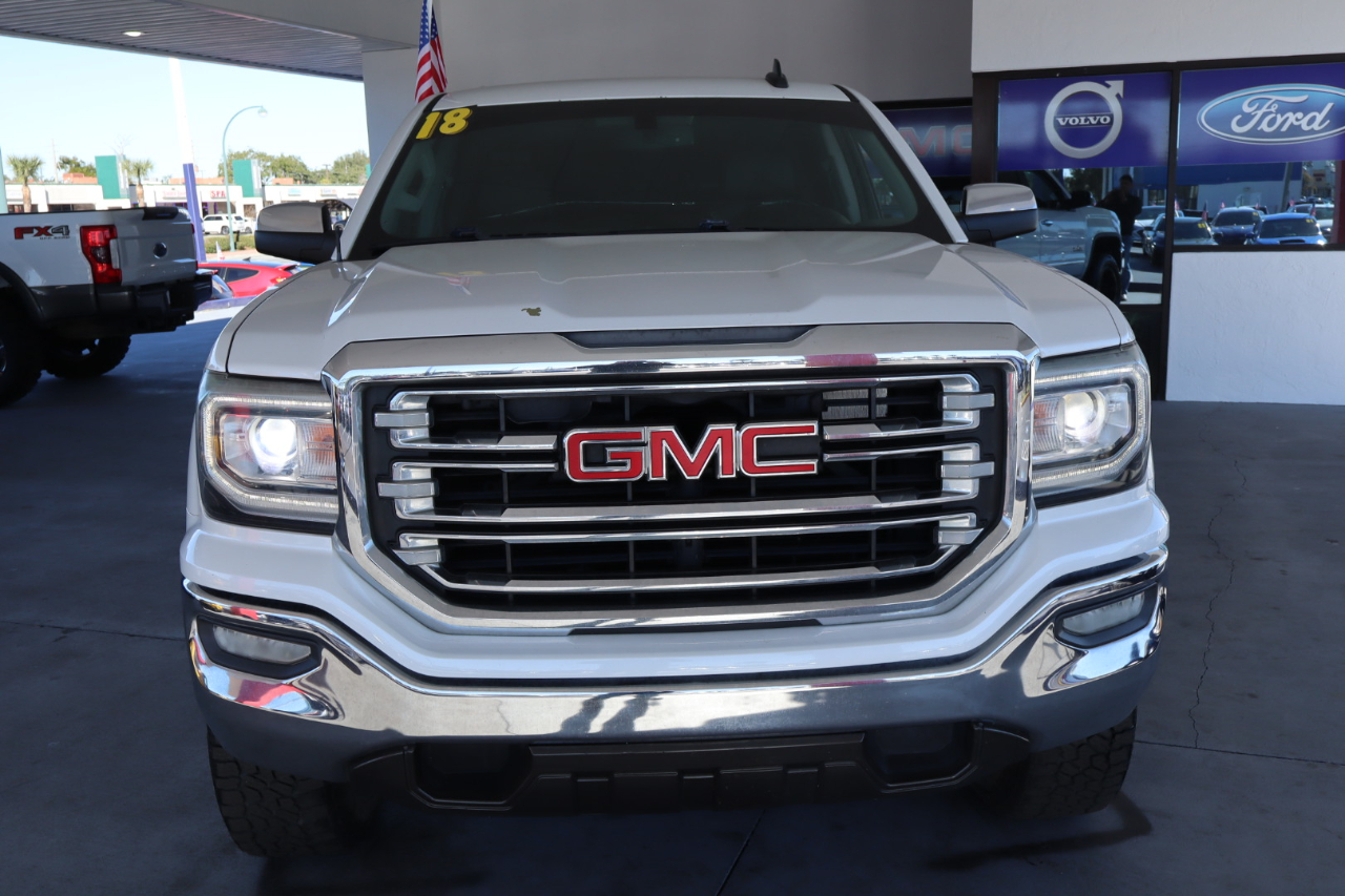 GMC Sierra 1500 2WD Crew Cab 143.5" SLT 2018
