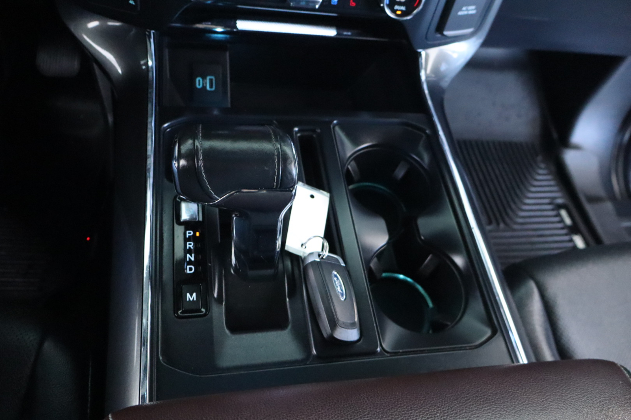 Ford F-150 4WD SuperCrew 157" Lariat 2021