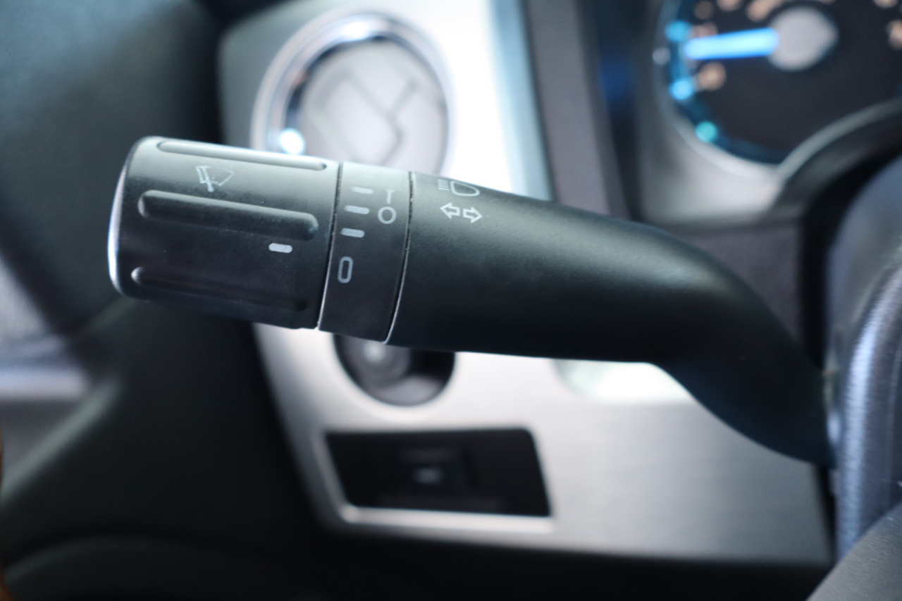 Ford F-150 4WD SuperCrew 145" Platinum 2014