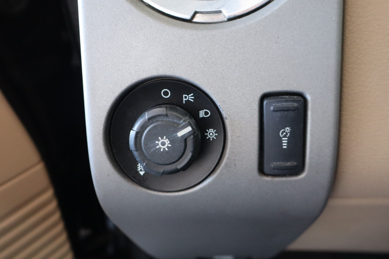 Ford Super Duty F-350 SRW 4WD Crew Cab 156" King Ranch 2013