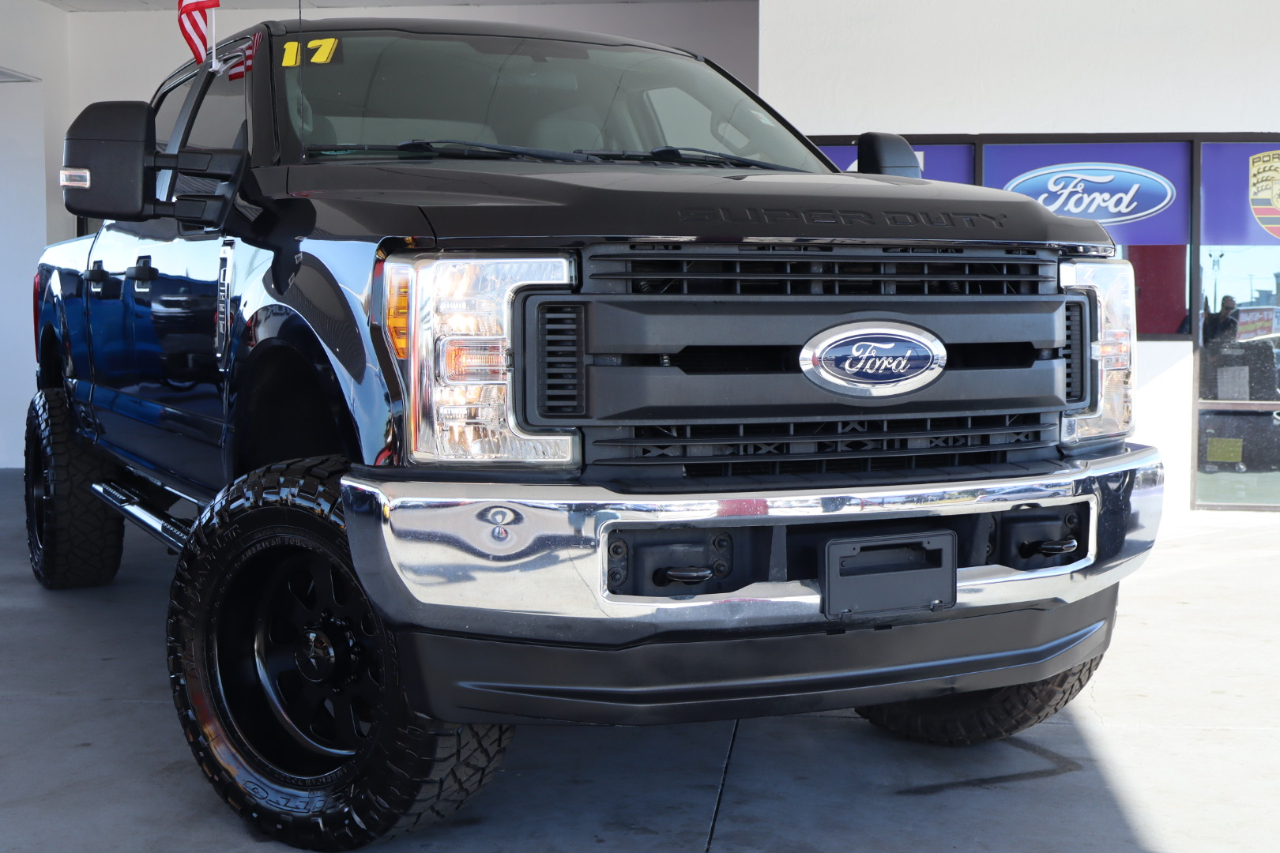 Ford Super Duty F-250 SRW 4WD SuperCab 158" XL 2017