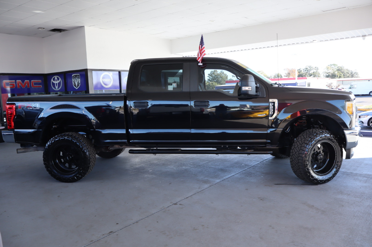 Ford Super Duty F-250 SRW 4WD SuperCab 158" XL 2017