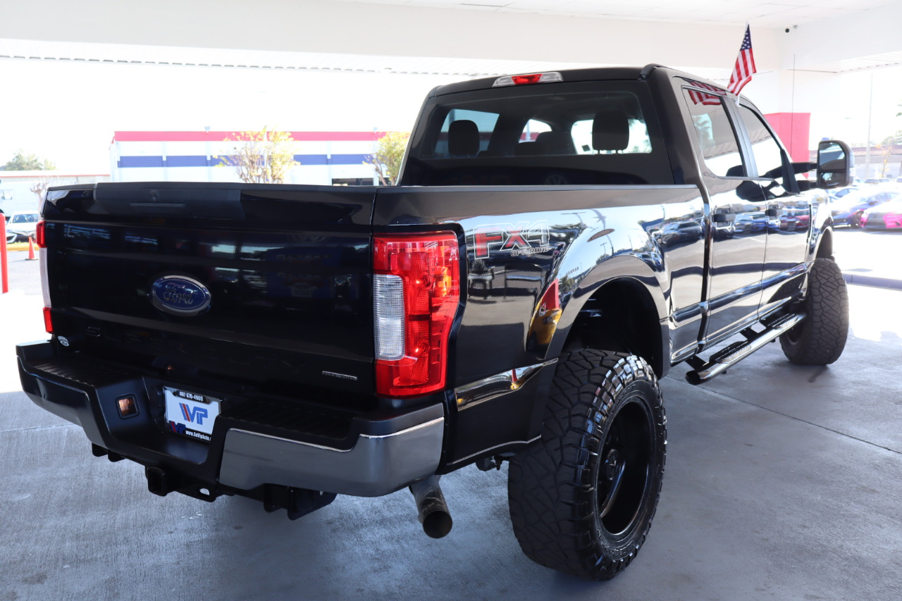 Ford Super Duty F-250 SRW 4WD SuperCab 158" XL 2017