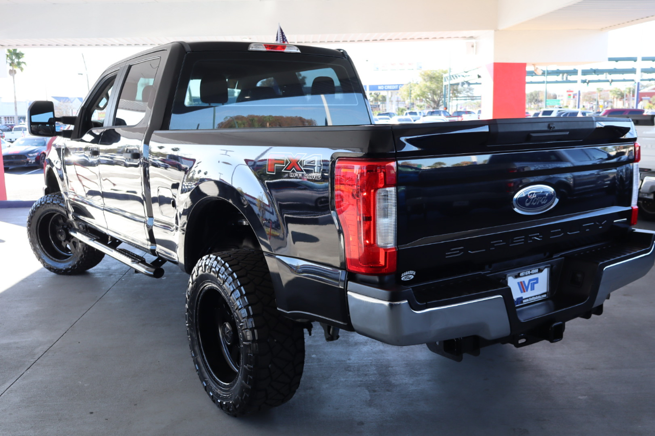 Ford Super Duty F-250 SRW 4WD SuperCab 158" XL 2017